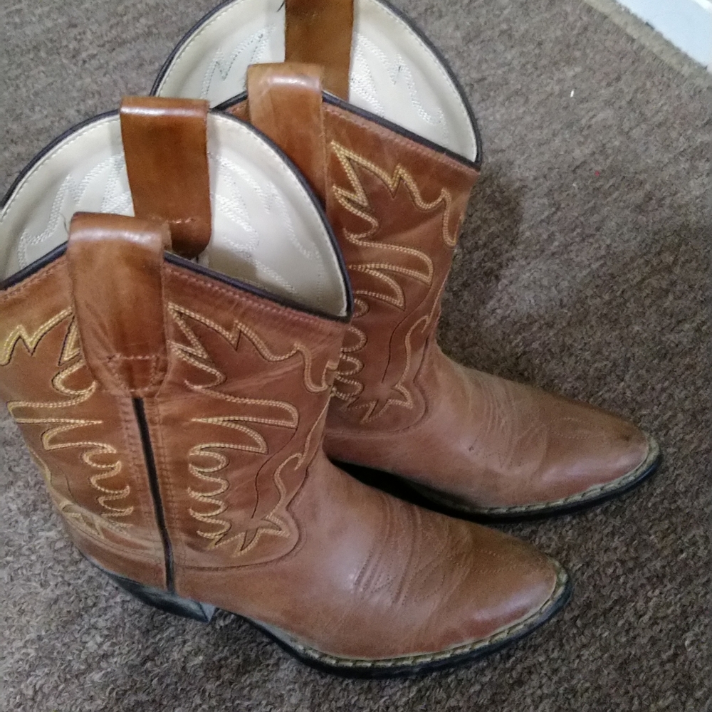 Kids cowboy boots